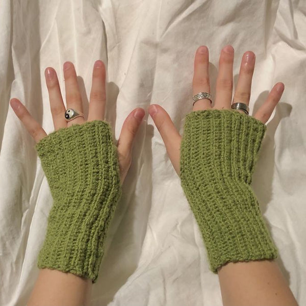 Crochet Fingerless Hand Gloves