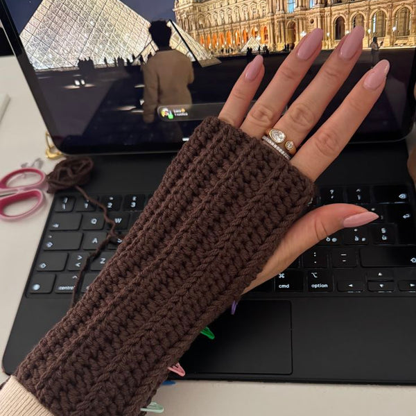 Crochet Fingerless Hand Gloves
