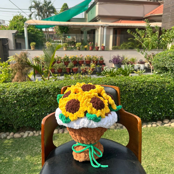 Chunky crochet bouquet